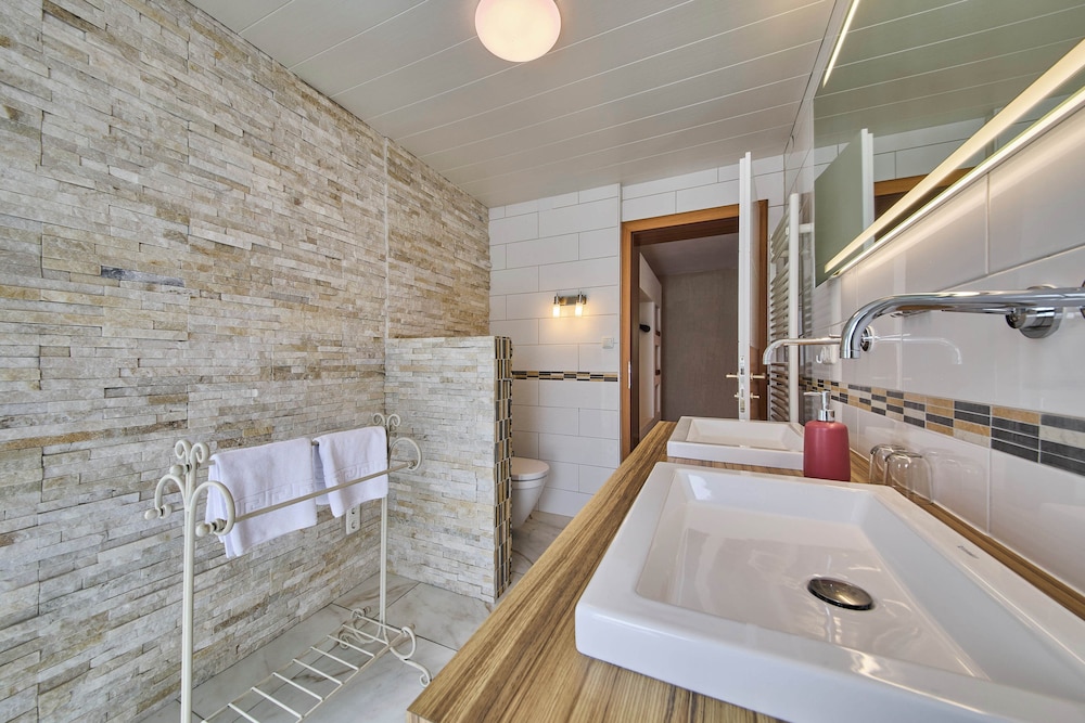 Apartments Enzian