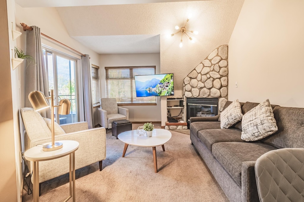 Whistler Vacation Club Lake Placid Lodge - 313-0