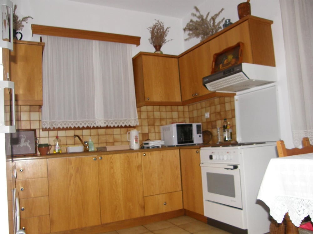 Villa in Lefkogia With Private Pool view 4