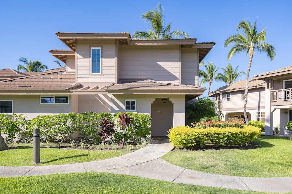 Waikoloa Colony Villas WCV-306 by KBM