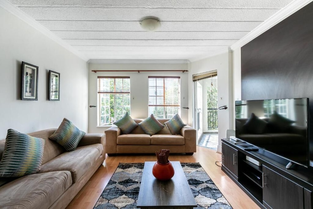 Sandton City Leafy 3bed