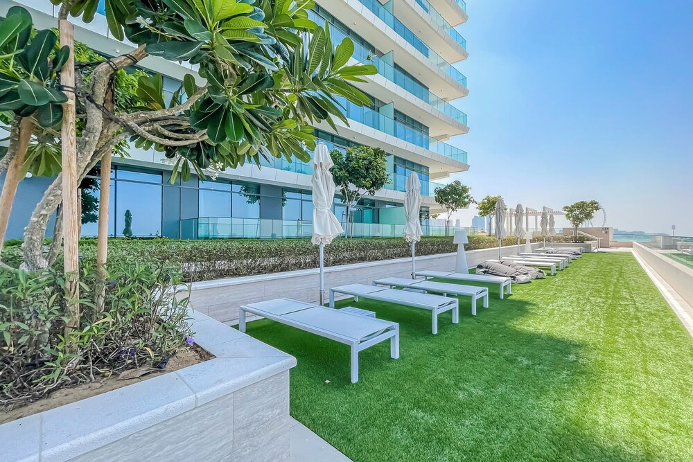 2BR Escape in Beach Vista