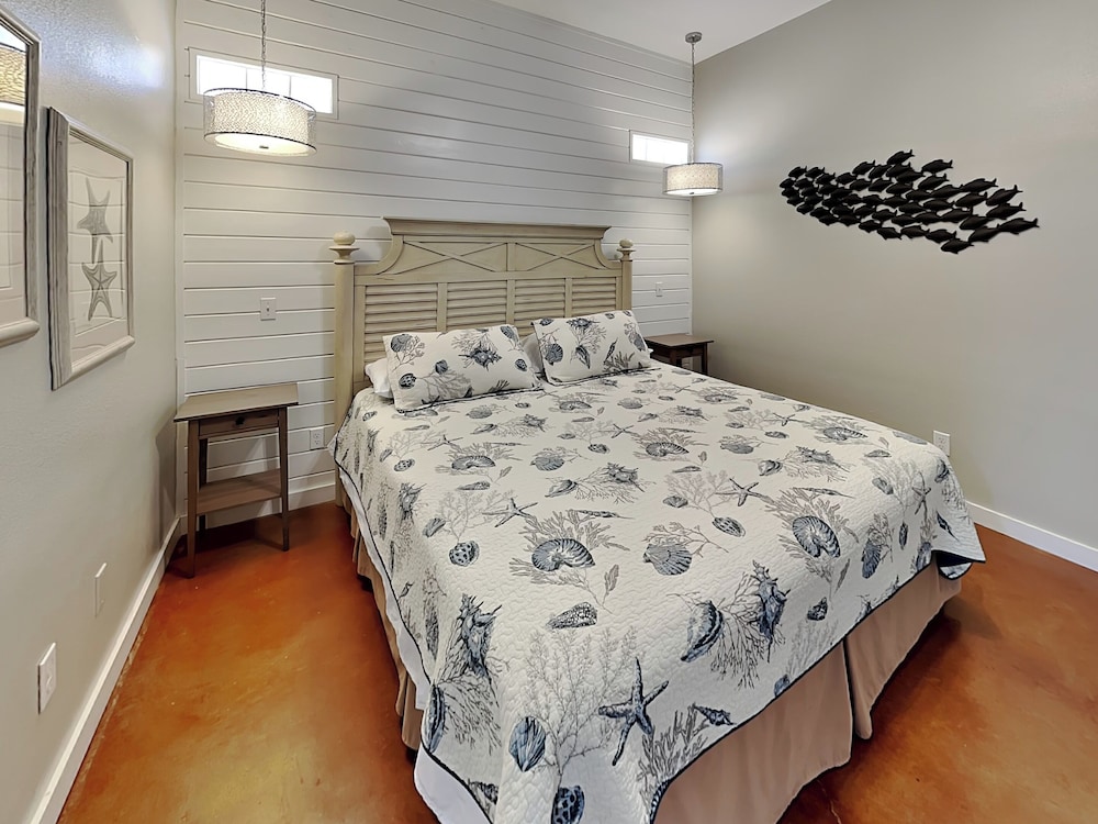 Sea Monkee by Silver Sands Vacation Rentals