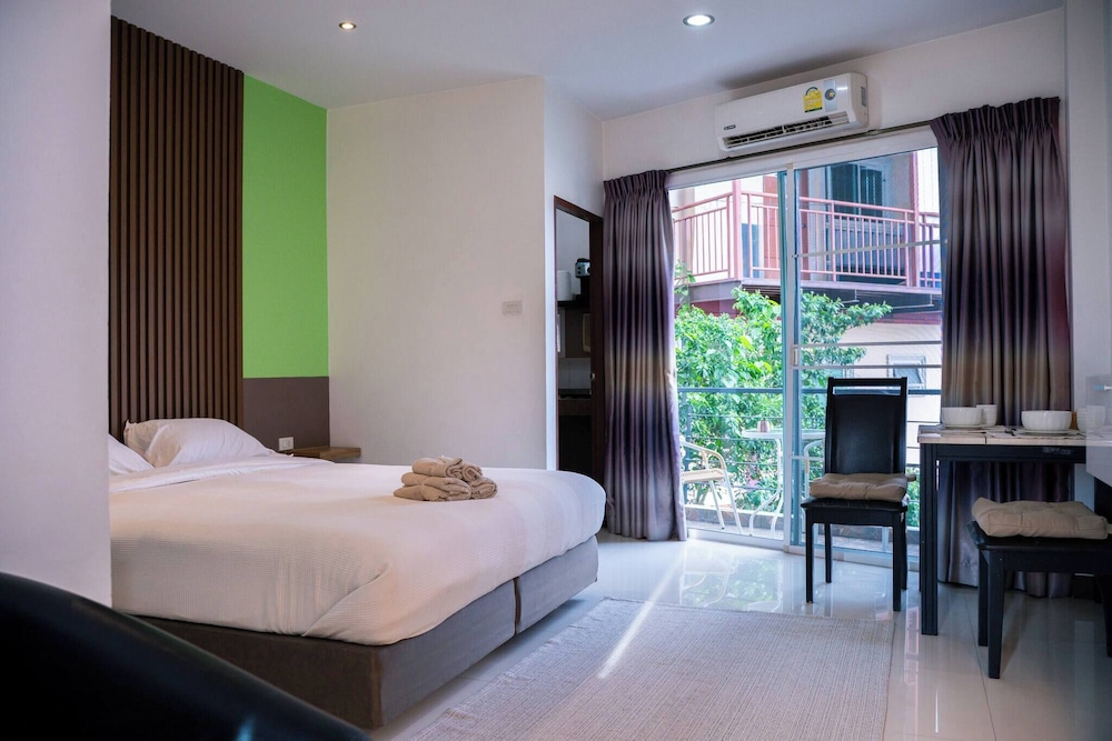 Boutique Hotel 20 min Walk to Kata Beach #202