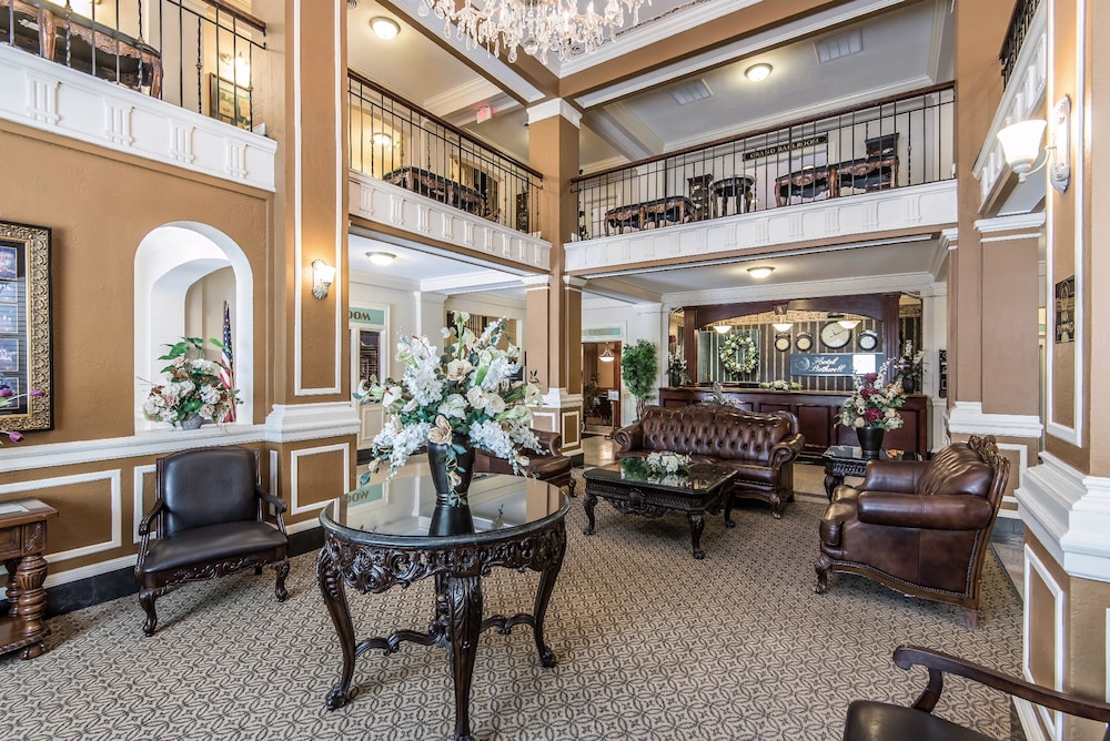 Sedalia Vacations - Hotel Bothwell Sedalia Central District, Ascend Hotel Collection - Property Image 2