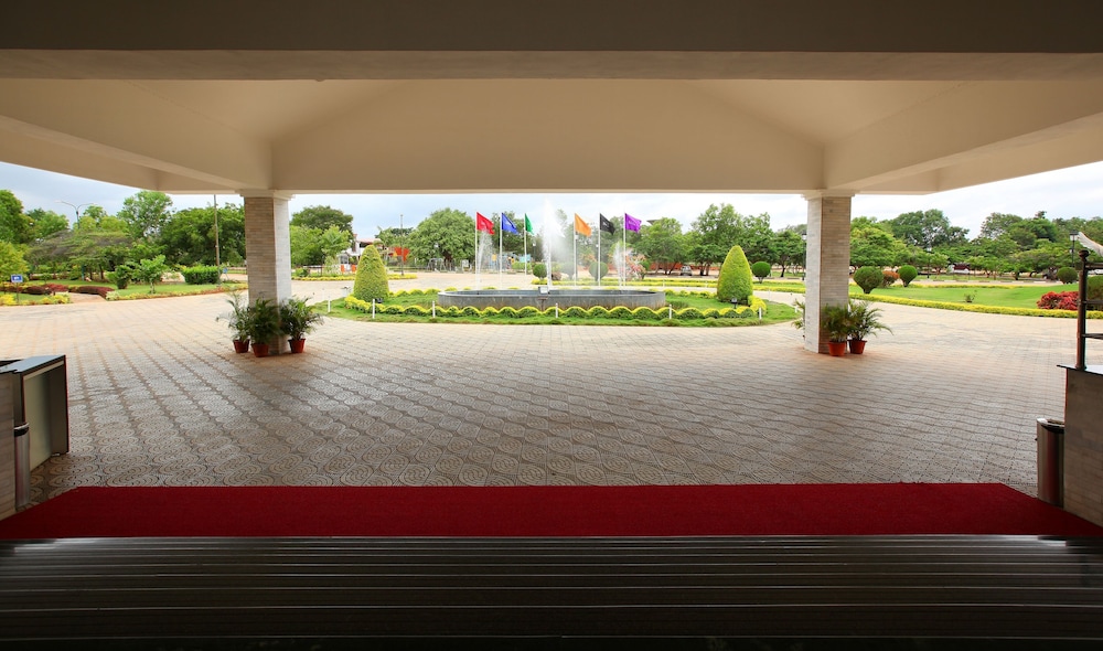 Eagleton - The Golf Resort