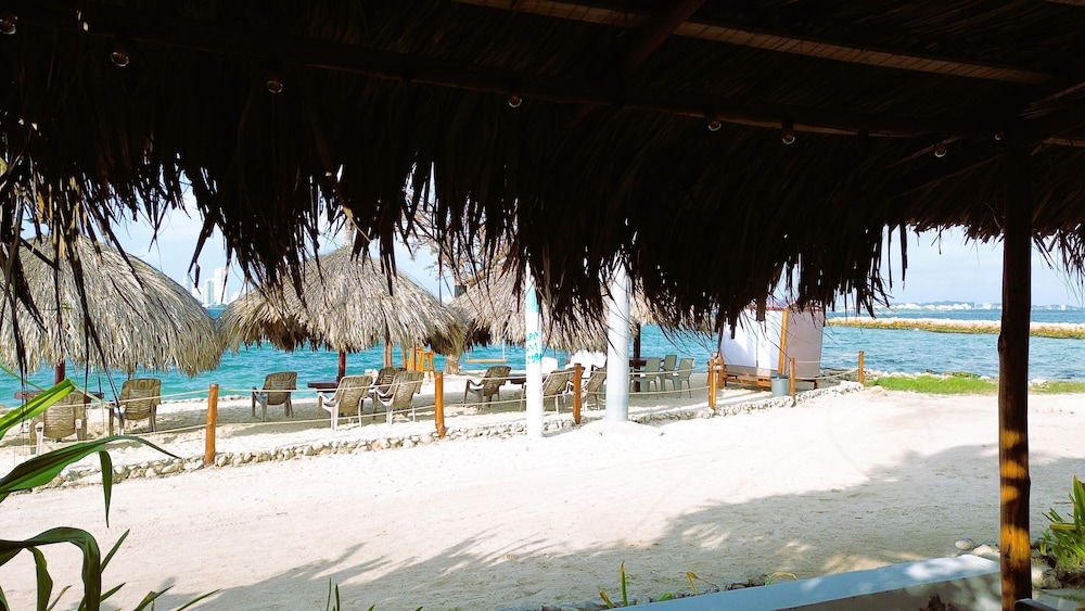 PUNTA ARENA BEACH HOSTEL