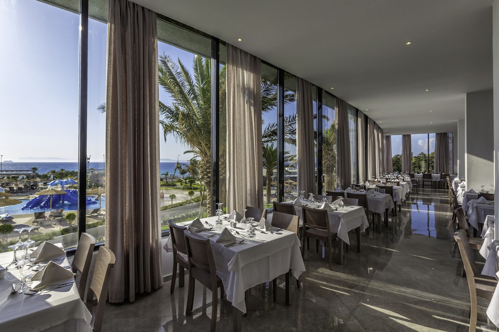 Akti Imperial Deluxe Resort & Spa Dolce by Wyndham - All inclusive