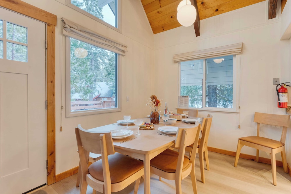 Cozy Modern Cabin w/ Sauna & Fireplace 5 Mins to Lake Peaceful Tahoe Retreat by Avantstay