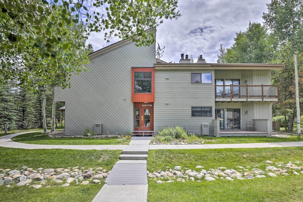 Ski Retreat: Keystone Resort Condo w/ Heated Pool! view 5