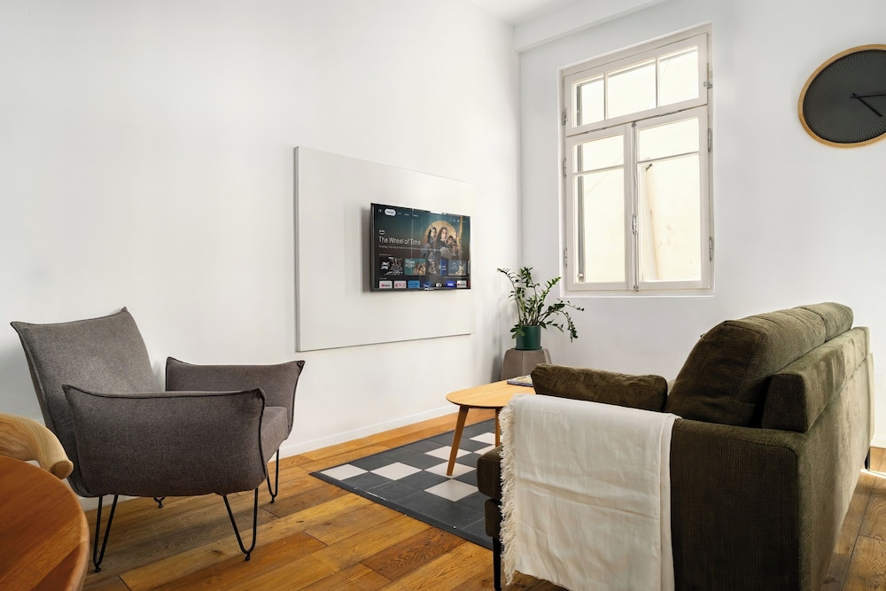 Allenby Urban Living Apartments by Sea N Rent