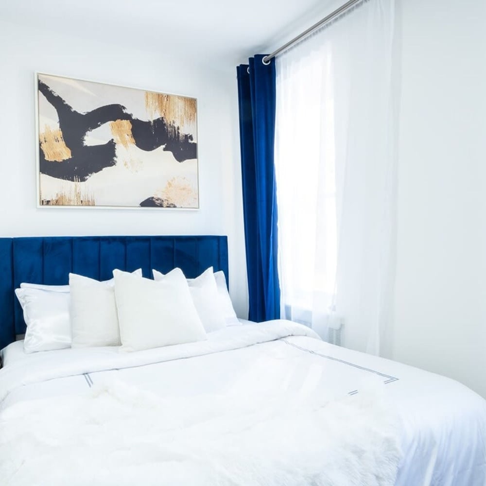 49-4a Prime Midtown Newly 2BR WD