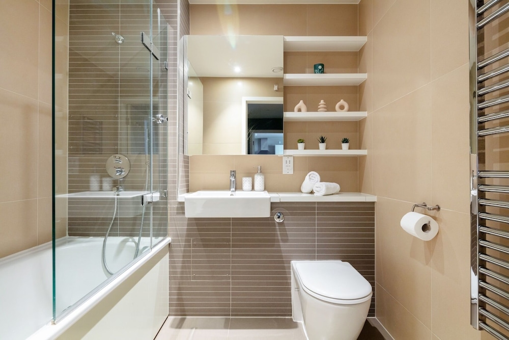 Central 1BR Near Buckingham Palace