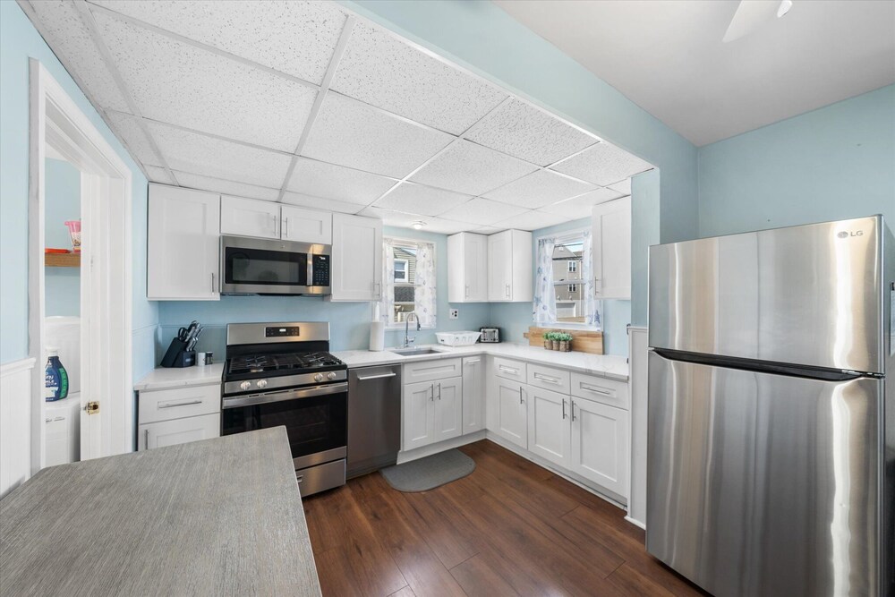 4BR Shore House-Close To The Action
