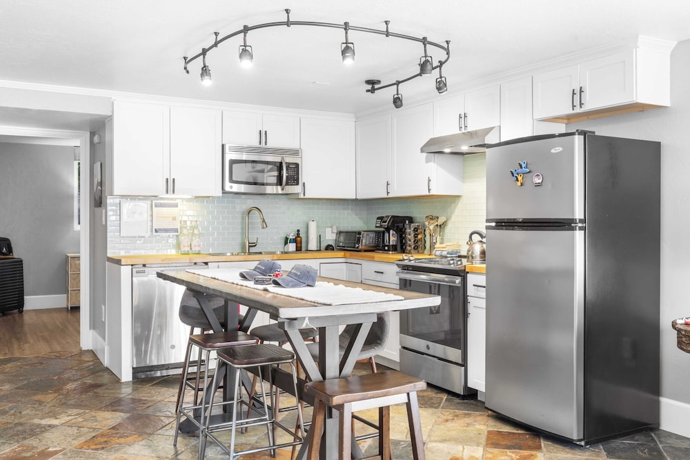 Alpine Ember by Avantstay Park City Retreat Near Main Street, Dining & Deer Valley Slopes