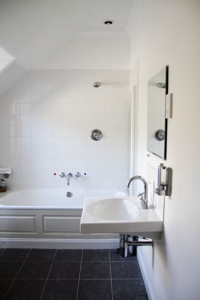 Airlie House Self-Catering