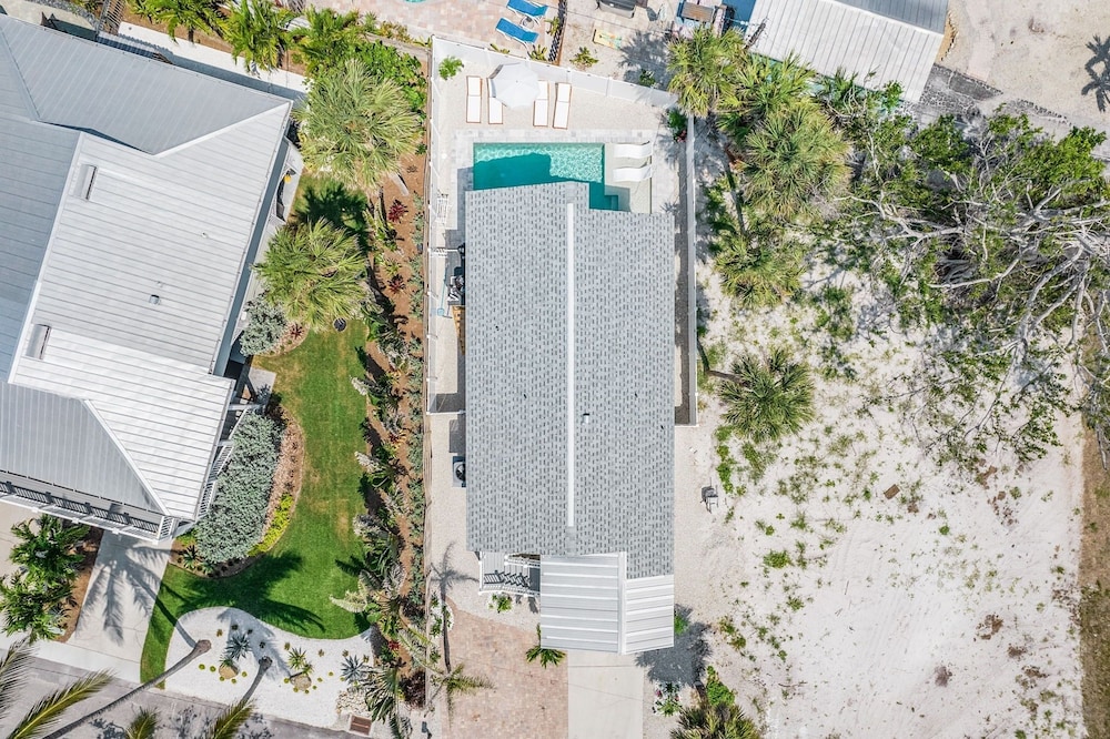 197 Beach Daze: 3br Pool Home, W/ Deeded Beach Access! 3 Bedroom Home