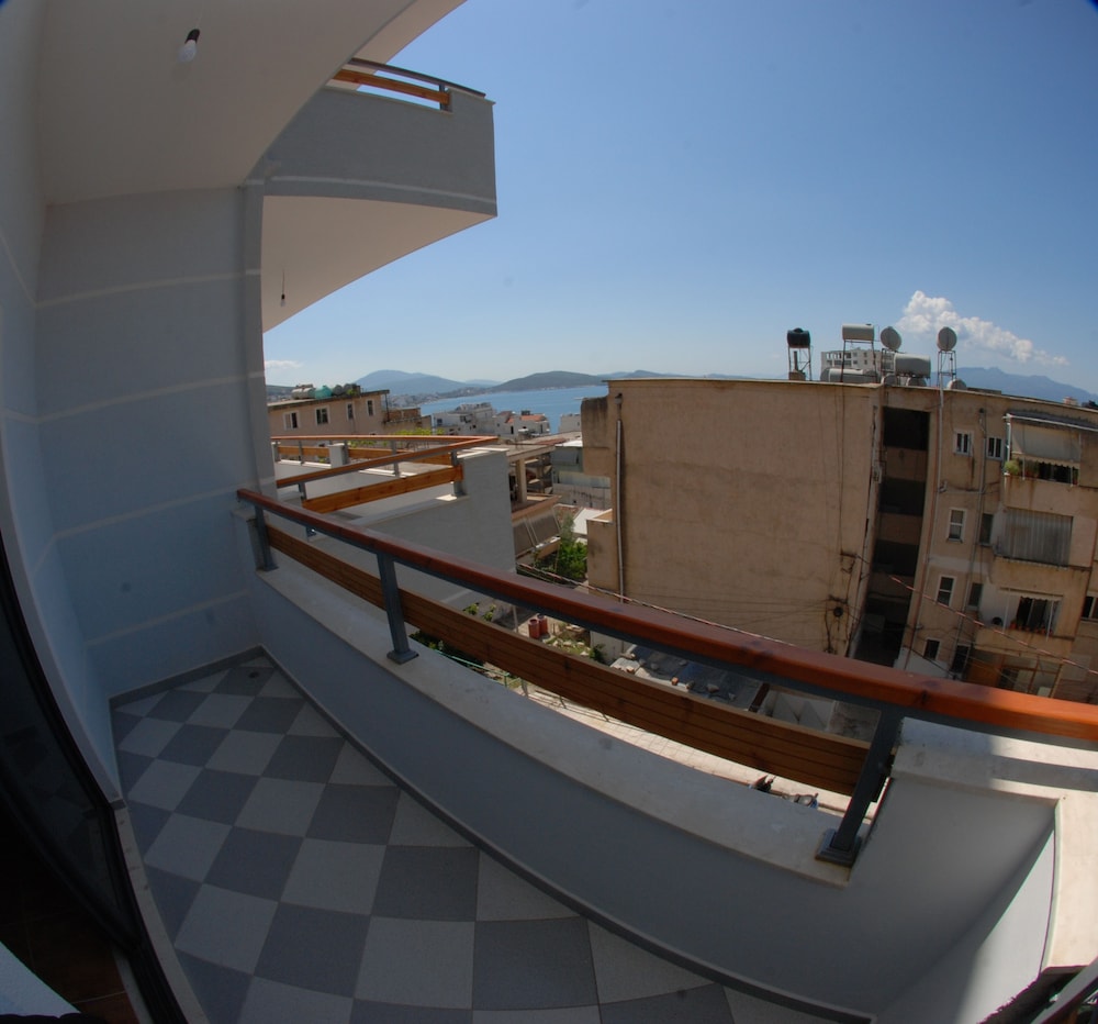 Sunset Hostel