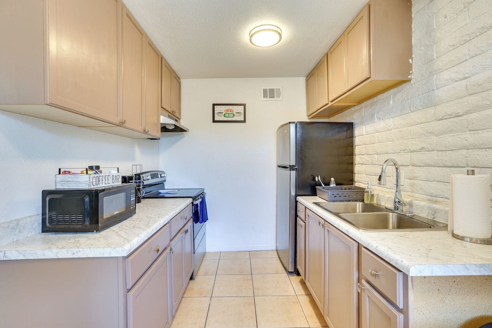 Glendale Unit w/ Private Yard Near Sports Venues!