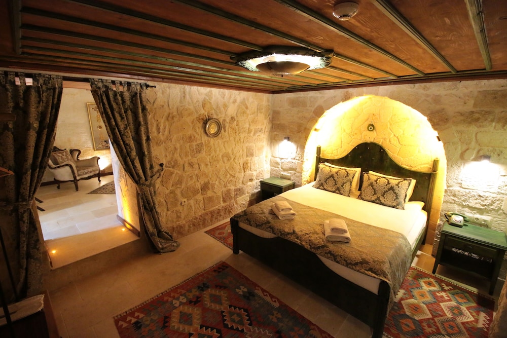 Georgios Cave Cappadocia