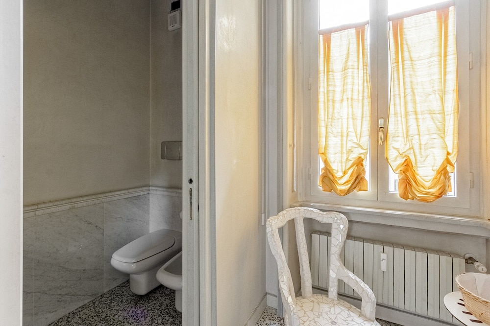 Elegant Apartment Near Duomo