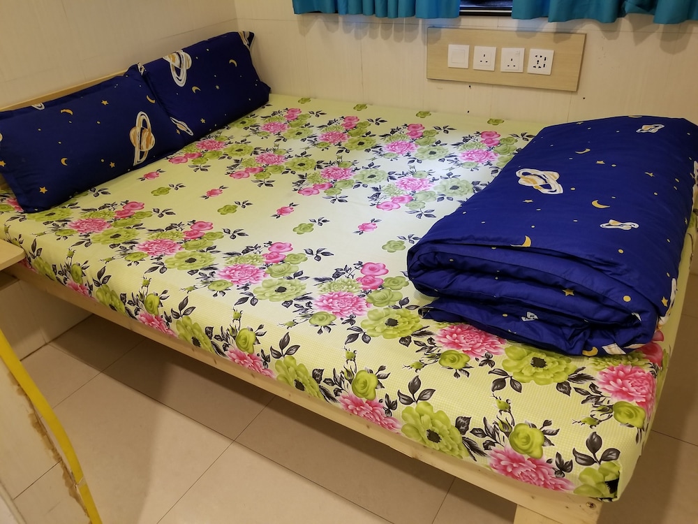 Cebu Hostel - Image 1