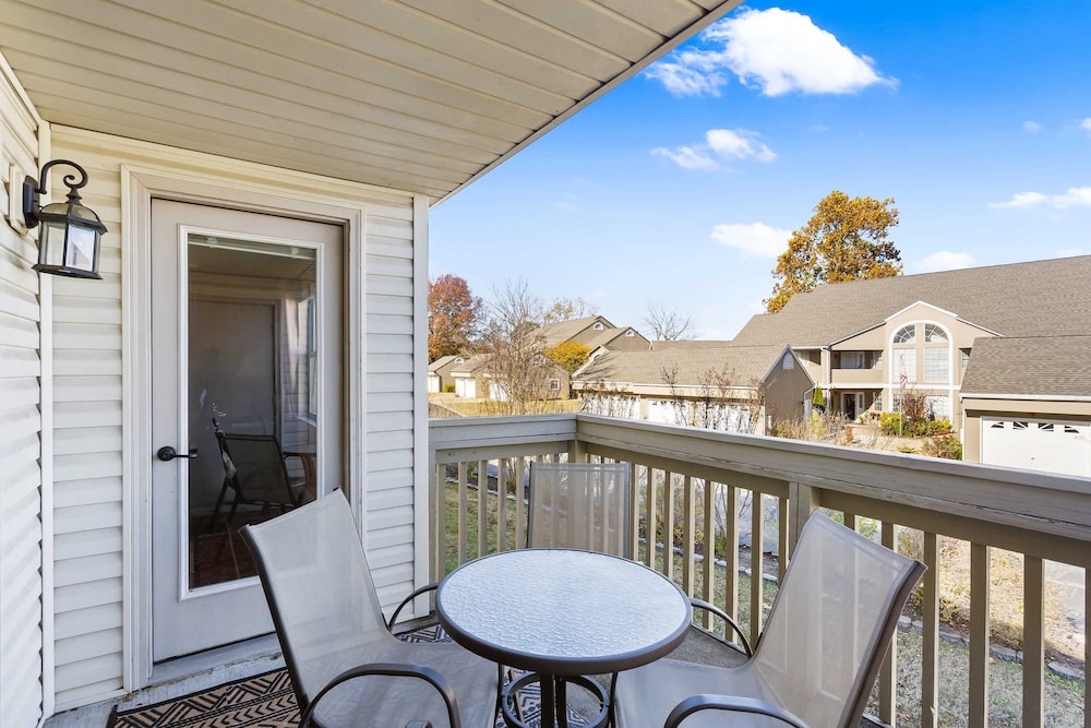Branson Blessing Condo for 8!