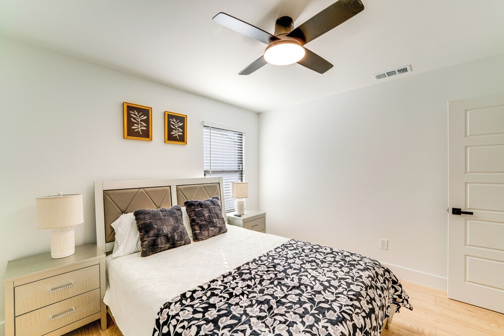 Covered Patio & Private Yard: Dallas Area Home