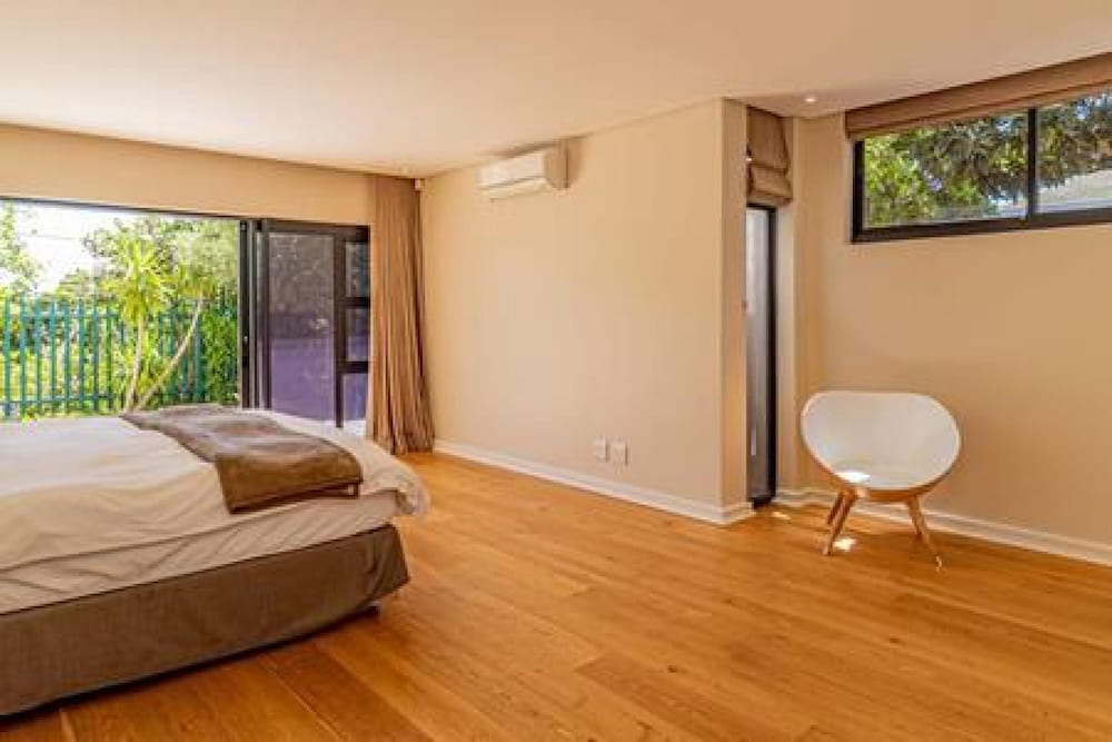 Large 3 Bedroom Apartment w Private Pool Casablanca
