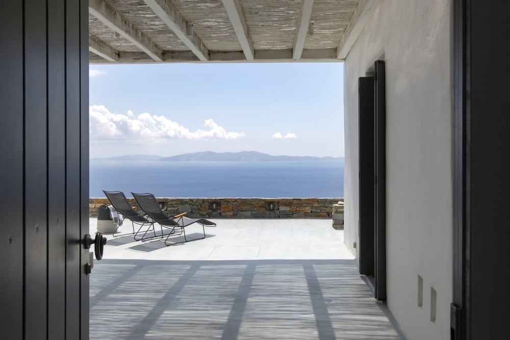 Houses G Y in Kardiani Tinos