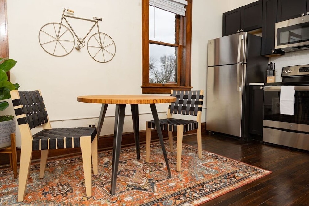 Luxury Multi-unit Historic Building Near Downtown