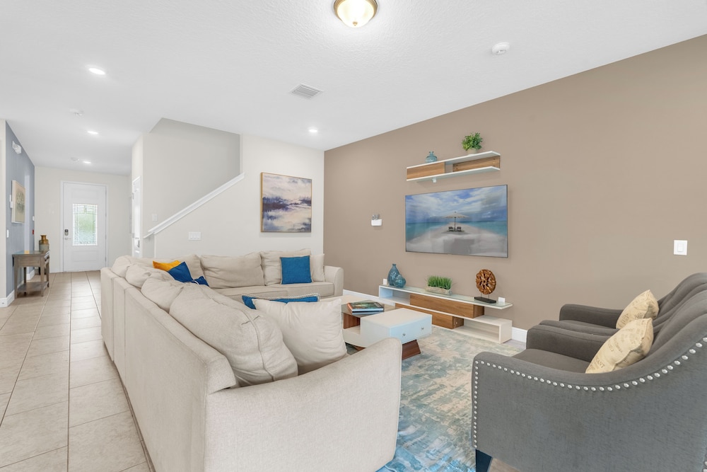 Endless fun Explore this great Villa