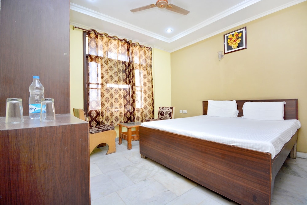 SPOT ON 41347 Hotel Royal Occassions - Property Image 9