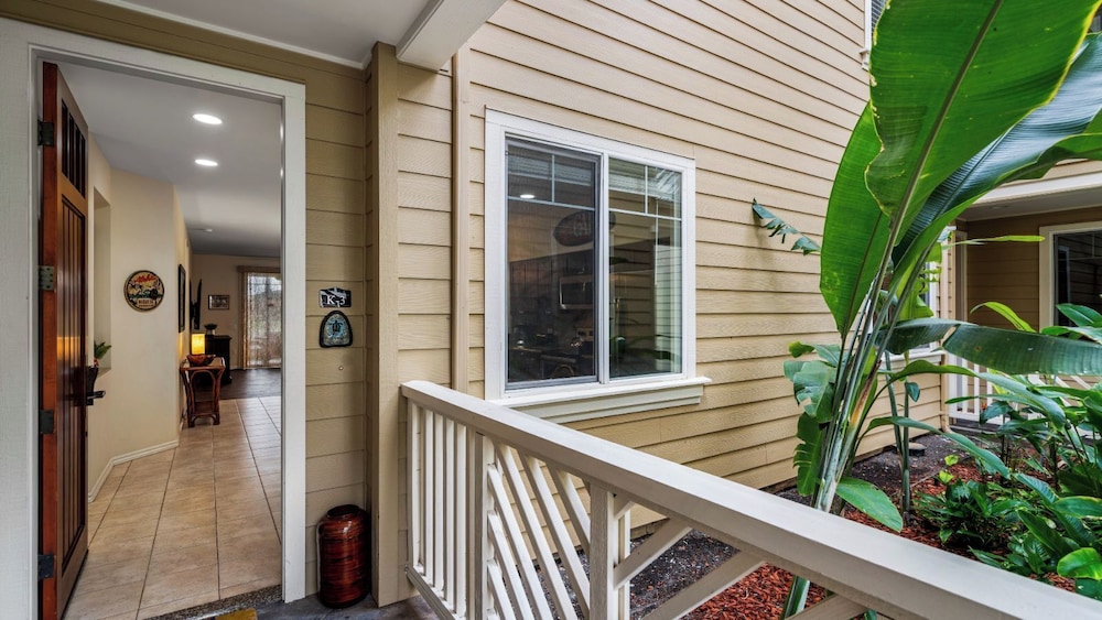 Concierge Included - Ground Floor With Lake Views - Near Shopping Center - Vrkcv
