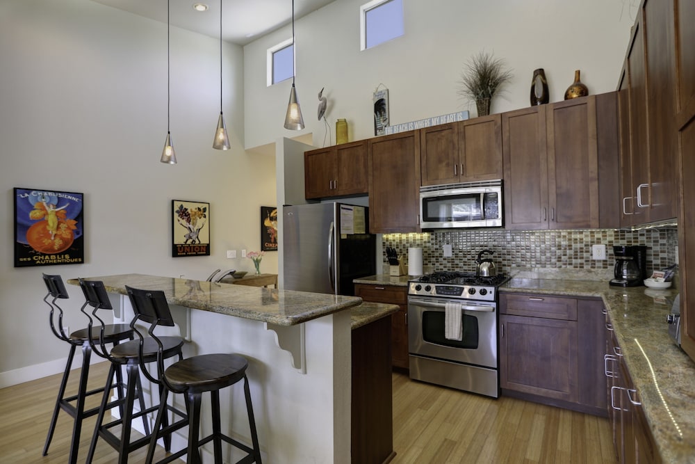 219 San Miguel 2 Bedroom Townhouse by Redawning view 2