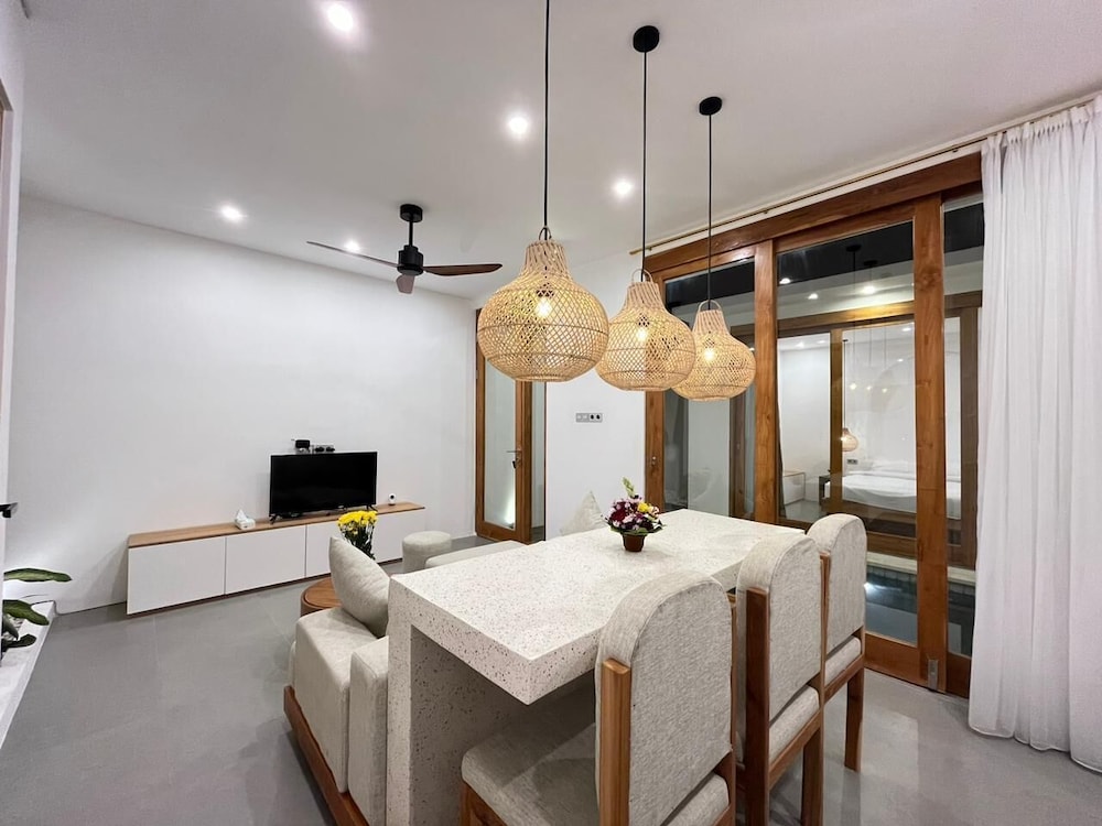 Bougenvile Luxury 2BR Private Seminyak