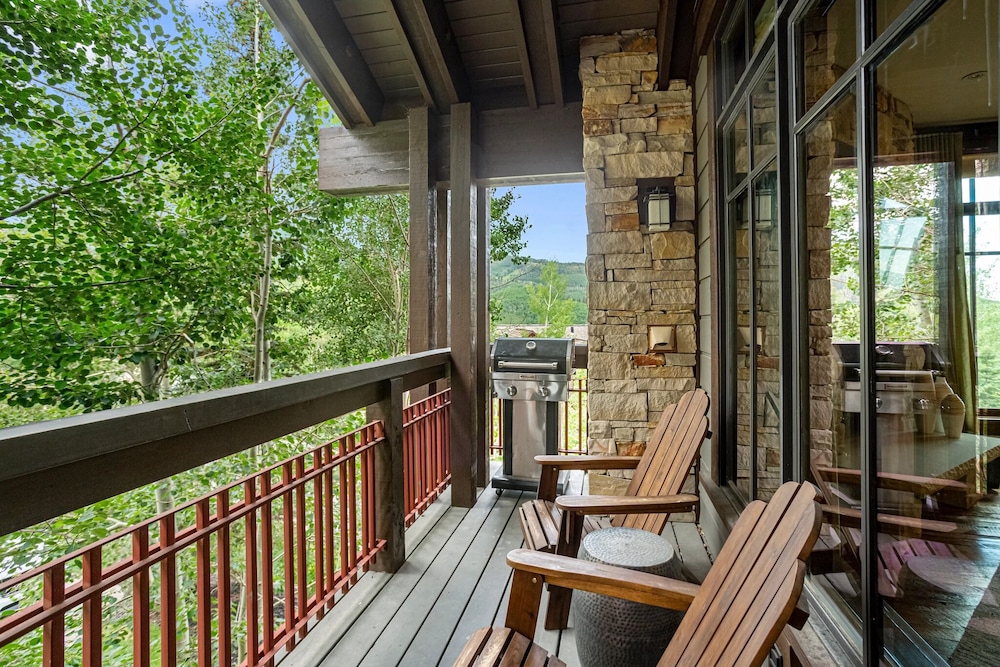 Arrowleaf Lodge at Deer Valley Resort - Three Bedroom Residence #203 3 Condo