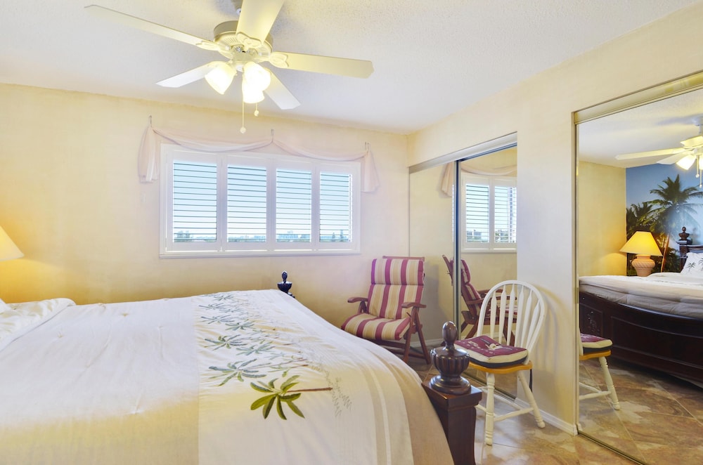 Sunset Chateau 506 - Premier