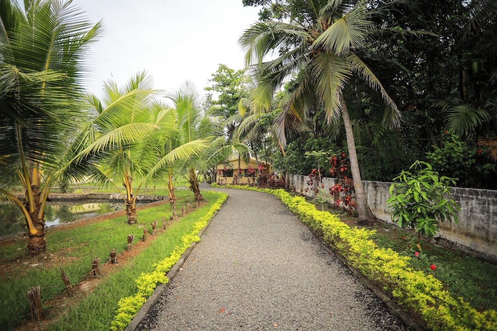 Lake Vechoor Villas By BRDGE HOSPITALITY