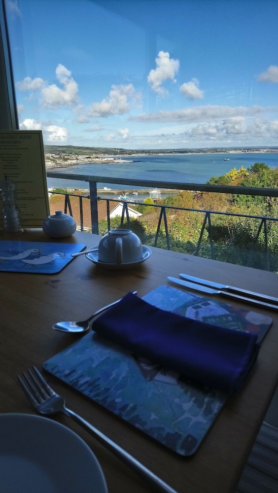 Hotel Panorama Guest House - Image 1