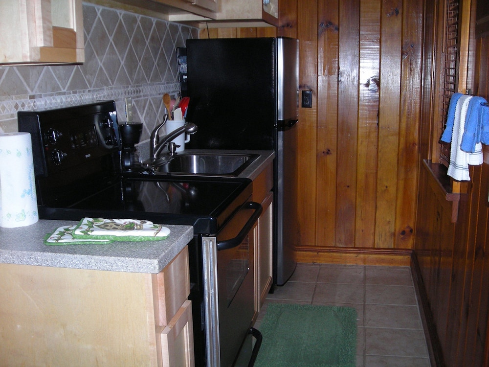 Cabins at Twinbrook Resort