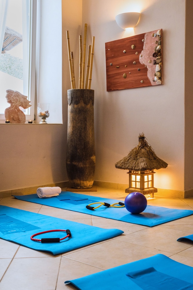 Castri Village - Kythira Quality Resort