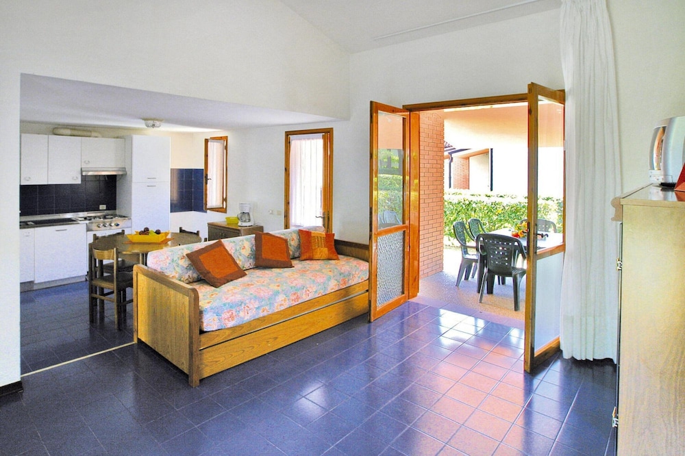 Apartment in Italy Near Sandy Beach