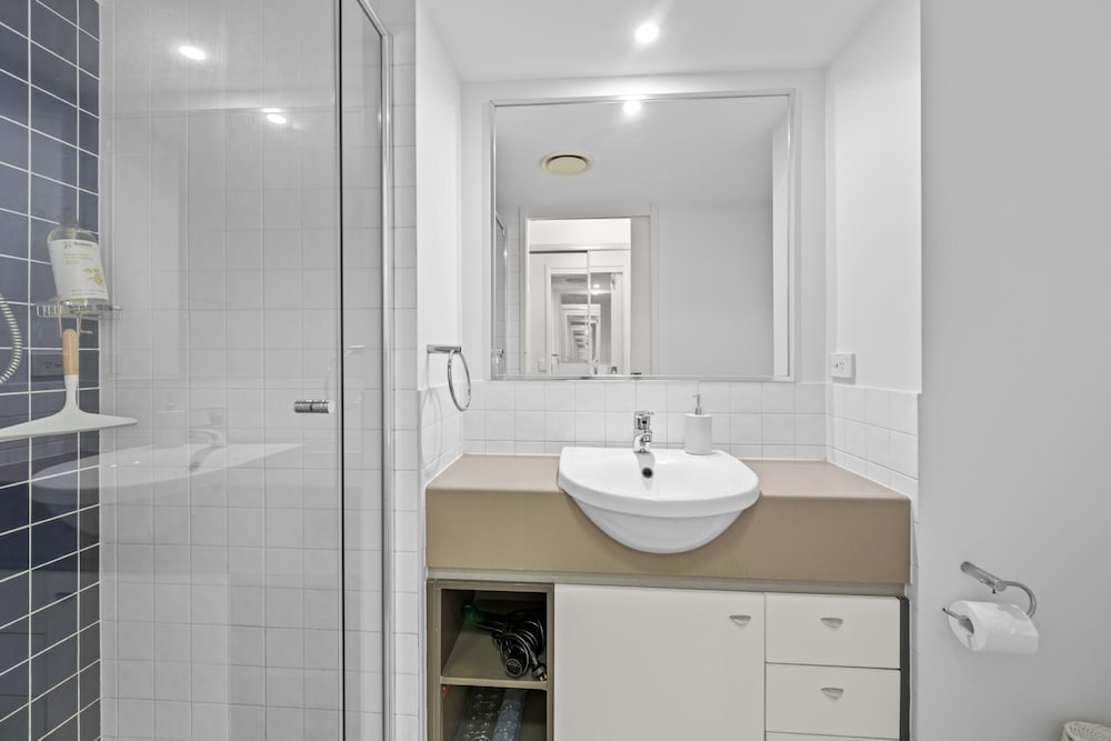 Prime City Residence With Pool, Gym and Parking