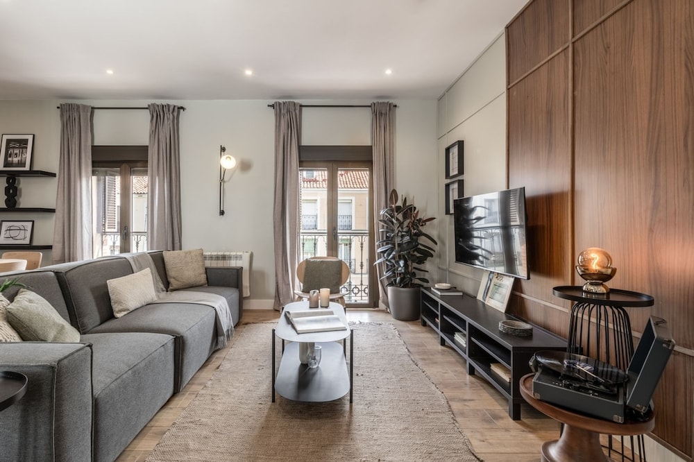 Onyx - 2 Bedrooms in Centro