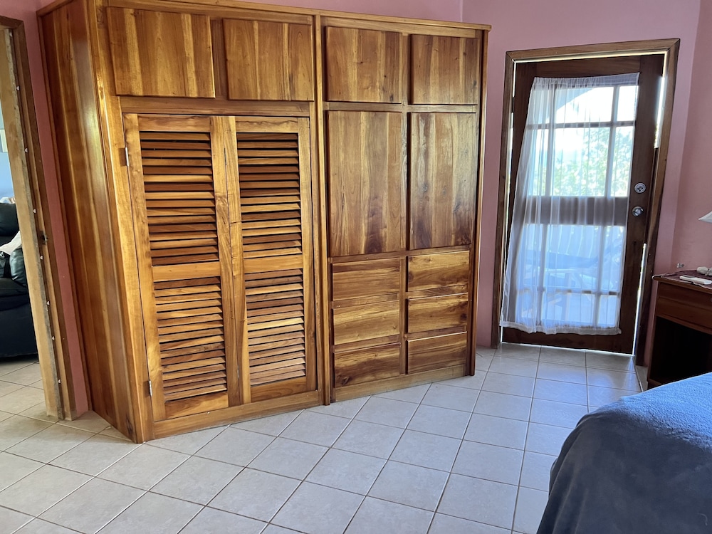Jah Freedom Inn Negril