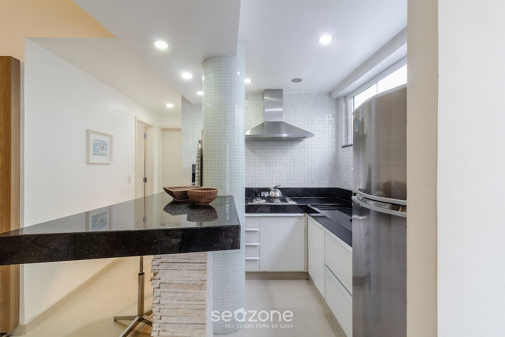 Ground Floor apt 5 min From Praia do Forte Ema101