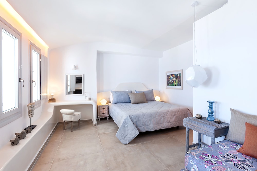 Santorini Secret Premium