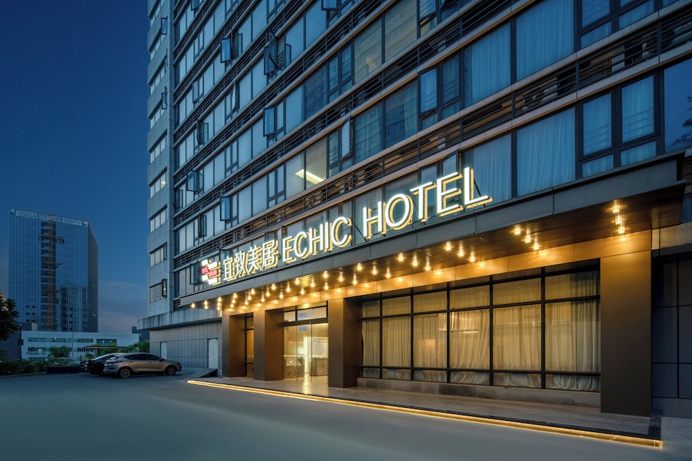 ECHIC Mercure (Guangzhou Baoneng Performing Arts Center Luogang Wanda Plaza)
