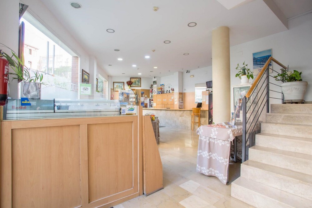 Tarragona Vacations - Hotel Cosmos Tarragona - Property Image 7